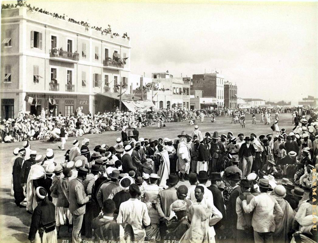 CA a- 191- Village negre.jpg